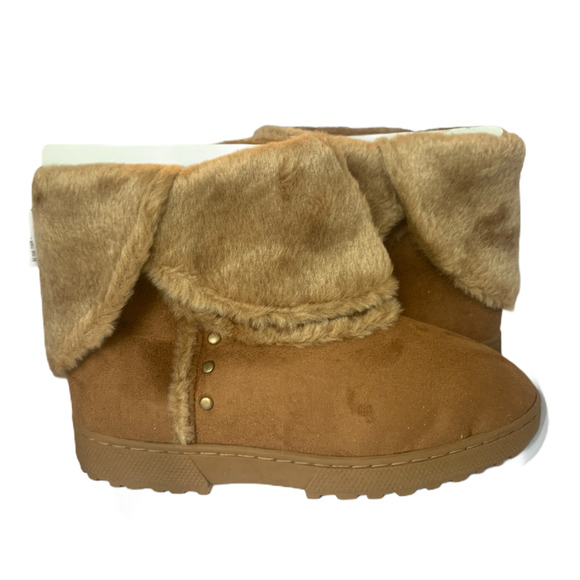 Avon studded shearling boot Sz 7 NIB - Picture 2 of 7